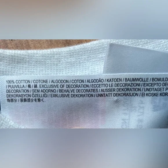 Disney Store Disney Frozen Princess Elsa Sweatshirt White & Blues NWT Sz Medium - Picture 9 of 10